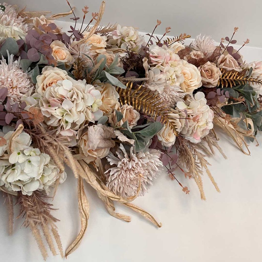 floral-installations-pink-garland