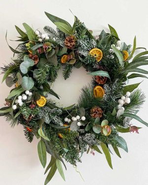 faux-christmasy-wreath