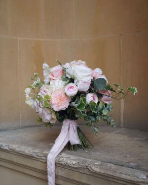 white-pink-faux-bouquet